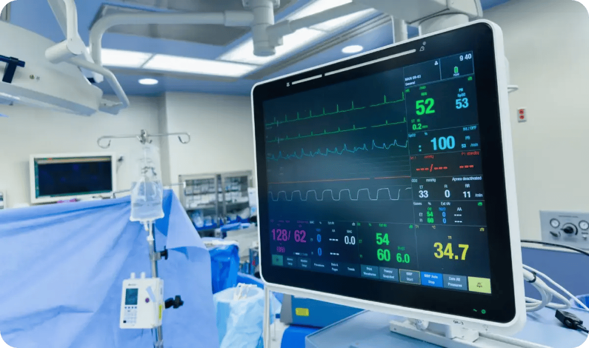 image showing challenges of traditional medical device management without a cmms